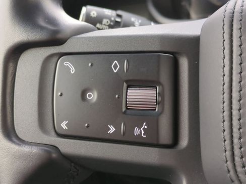 Certified 2023 Land Rover Defender 110 X-Dynamic SE image 25