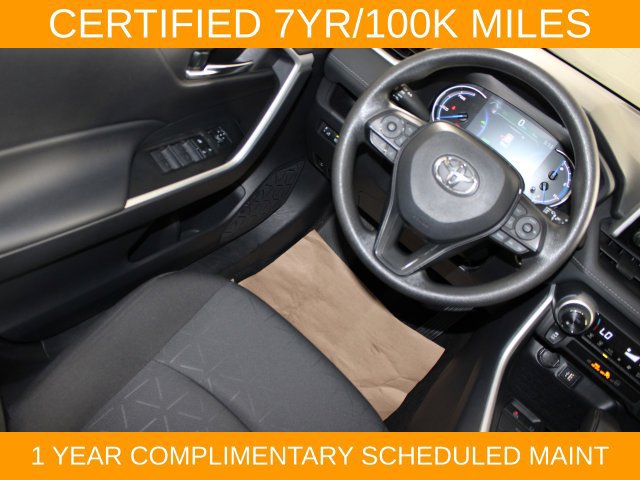 Used 2025 Toyota RAV4 XLE AWD/4WD image 16