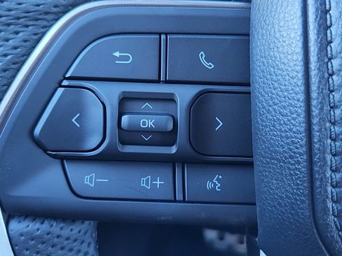 New 2025 Toyota Tacoma TRD Sport image 11