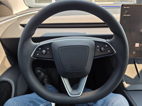 Used 2024 Tesla Model 3 Long Range AWD/4WD image 17