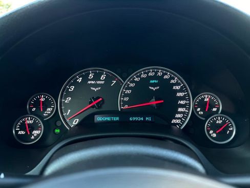 Used 2005 Chevrolet Corvette Convertible w/ Preferred Equipment Group image 3