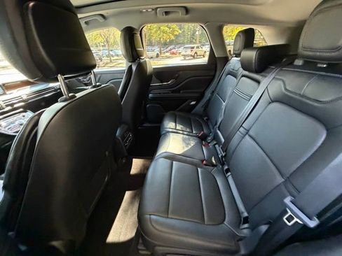 Certified 2022 Lincoln Corsair Reserve w/ Equipment Group 201A image 15