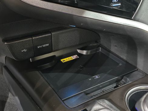 Used 2024 Toyota Camry XSE image 27