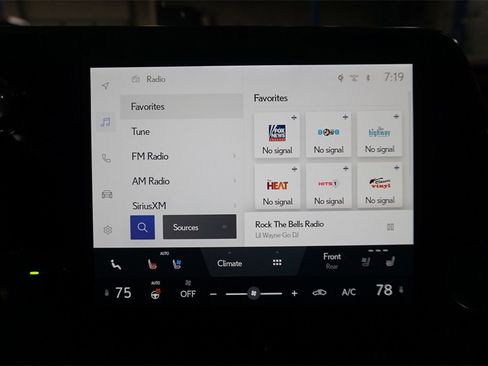 Used 2024 Lexus RX 350 Premium image 11