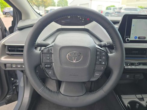 Certified 2026 Toyota Prius XLE FWD image 24