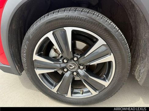 Used 2021 Lexus UX 200 w/ Accessory Package (Z1) FWD image 11