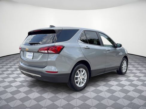 Certified 2024 Chevrolet Equinox LT FWD image 9