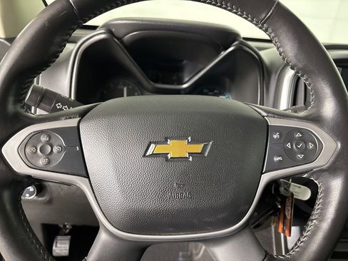 Used 2022 Chevrolet Colorado LT image 12