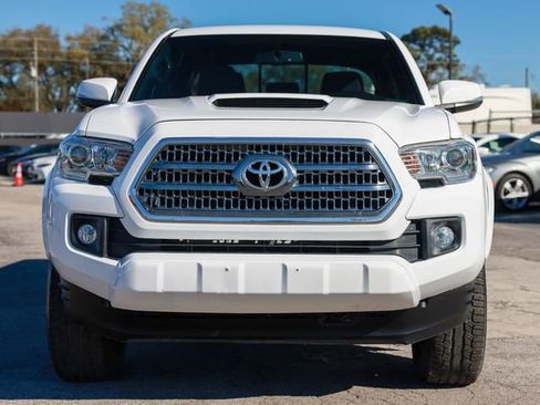 Used 2017 Toyota Tacoma TRD Sport w/ Tow Package image 22