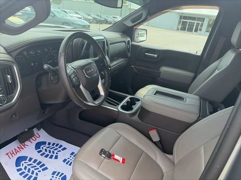 Used 2021 GMC Sierra 1500 SLT w/ SLT Premium Plus Package AWD/4WD image 16