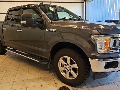 Certified 2018 Ford F150 XLT w/ Equipment Group 302A Luxury image 8
