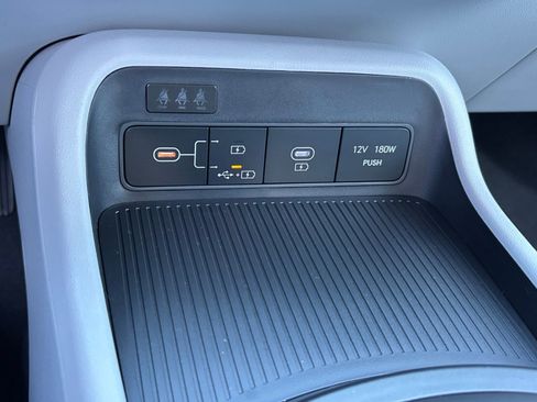 New 2026 Hyundai Kona SE FWD image 17