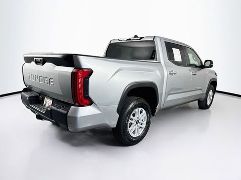 Used 2025 Toyota Tundra SR5 w/ SR5 Premium Package AWD/4WD image 10