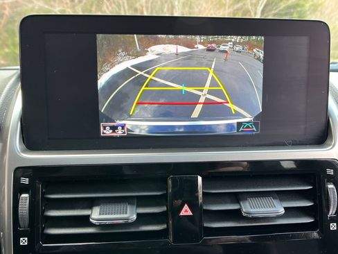 Used 2023 Lexus GX 460 Premium image 19