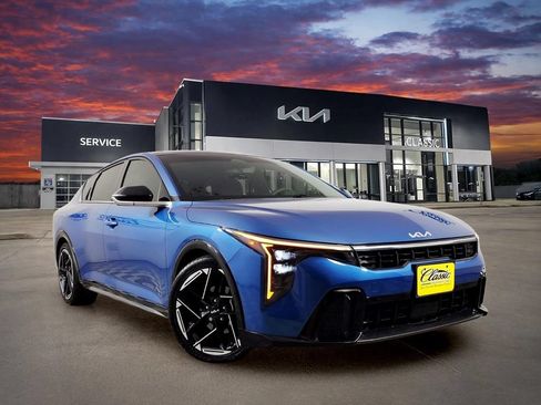 Certified 2025 Kia K4 EX w/ GT-Line Sunroof Package FWD image 1