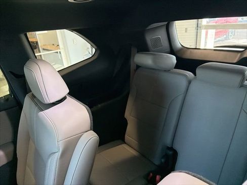 New 2026 GMC Acadia Elevation w/ Elevation Premium Package image 24