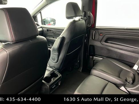 Used 2025 Honda Odyssey Sport-L image 18