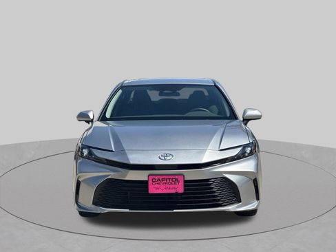 Used 2026 Toyota Camry LE FWD image 8