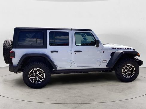 Certified 2025 Jeep Wrangler Unlimited Rubicon AWD/4WD image 6