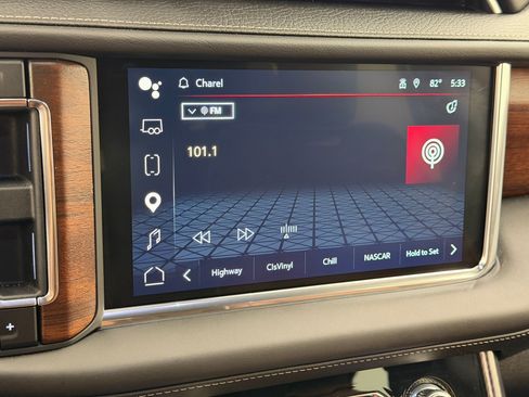 Used 2024 GMC Yukon Denali Ultimate AWD/4WD image 18