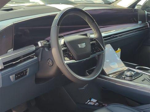 Used 2025 Cadillac Escalade IQ Sport 2 w/ LPO, Premium Carpet Package image 8