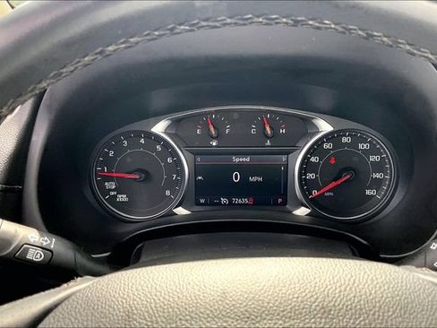 Used 2023 GMC Terrain SLT FWD image 13