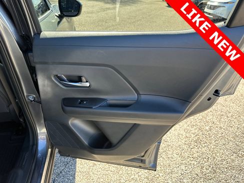 Used 2026 Nissan Kicks SV image 16