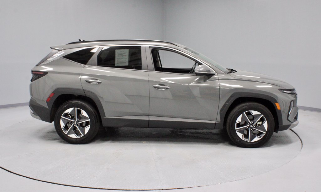 Used 2025 Hyundai Tucson SEL AWD/4WD image 12