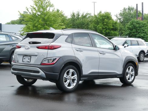 Used 2023 Hyundai Kona SEL w/ Convenience Package AWD/4WD image 6