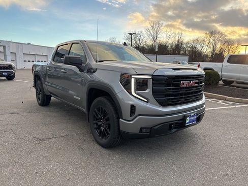 New 2026 GMC Sierra 1500 Elevation image 8