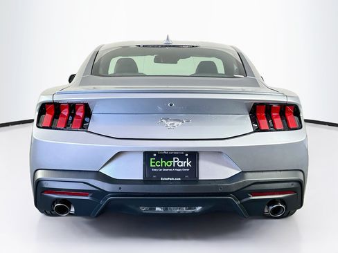 Used 2025 Ford Mustang Premium RWD image 7
