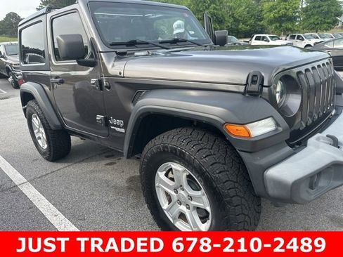 Used 2019 Jeep Wrangler Sport image 4