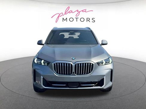 Used 2024 BMW X5 xDrive40i AWD/4WD image 2
