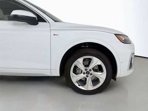 Used 2022 Audi Q5 2.0T Prestige w/ Prestige Package AWD/4WD image 29