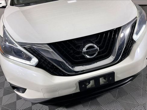 Used 2018 Nissan Murano SL w/ Moonroof Package image 38