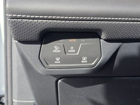 New 2026 Volkswagen Atlas SEL image 30