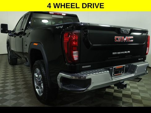 Used 2025 GMC Sierra 2500 SLE w/ SLE Value Package; AWD/4WD image 5