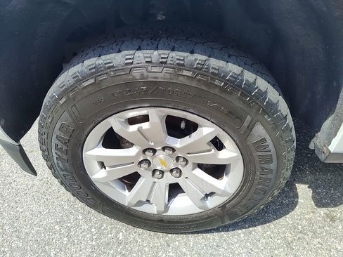Used 2019 Chevrolet Colorado LT AWD/4WD image 23