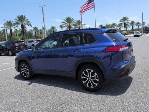 Used 2024 Toyota Corolla Cross AWD Hybrid image 6