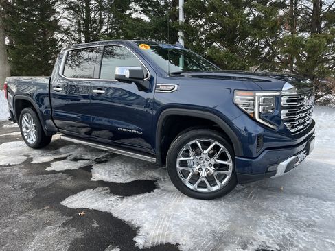 Used 2023 GMC Sierra 1500 Denali w/ Denali Reserve Package image 2