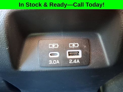 Certified 2025 Subaru Crosstrek 2.0i Premium AWD/4WD image 31