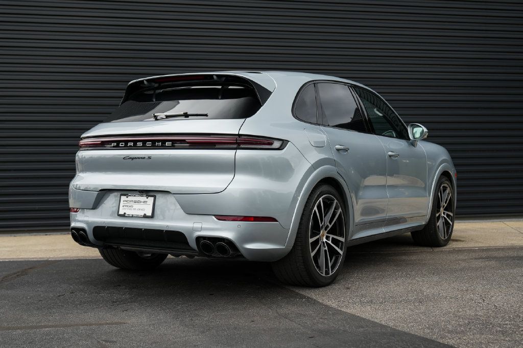 Certified 2024 Porsche Cayenne S AWD/4WD image 13