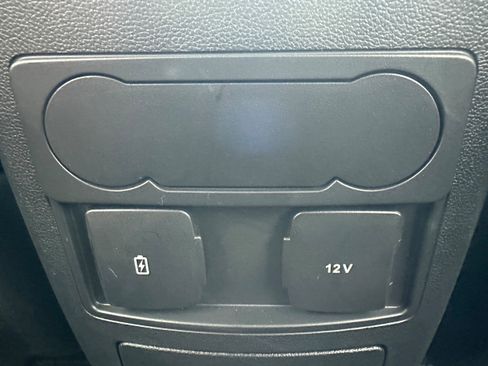 Used 2023 Ford Explorer XLT w/ Equipment Group 202A image 31