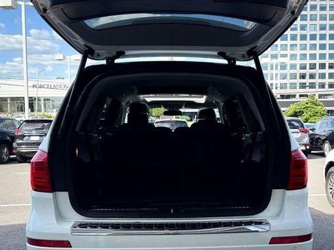Used 2016 Mercedes-Benz GL 450 4MATIC image 48