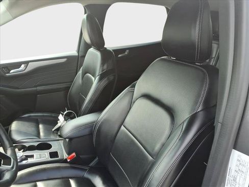 Used 2024 Ford Escape Platinum AWD/4WD image 16