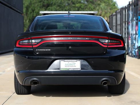 Used 2018 Dodge Charger Police w/ Fleet Safety Group RWD image 11