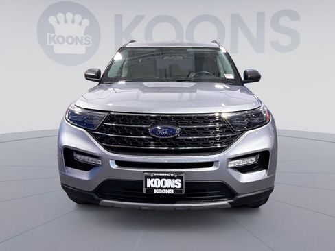 Used 2022 Ford Explorer XLT w/ Equipment Group 202A AWD/4WD image 11
