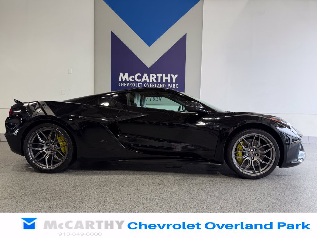 Used 2024 Chevrolet Corvette Z06 w/ Battery Protection Package RWD image 4