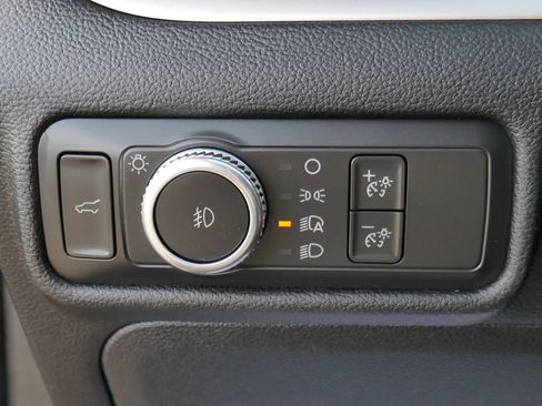 Used 2021 Ford Explorer XLT w/ Equipment Group 202A image 53