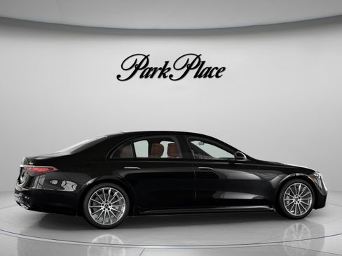 New 2026 Mercedes-Benz S 580 4MATIC Sedan image 24